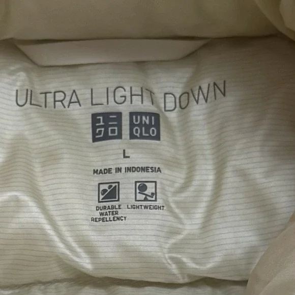 Uniqlo Ultra Light Down Ivory Puffer Vest Outdoors Mountains Hiking Camping L - Picture 10 of 13